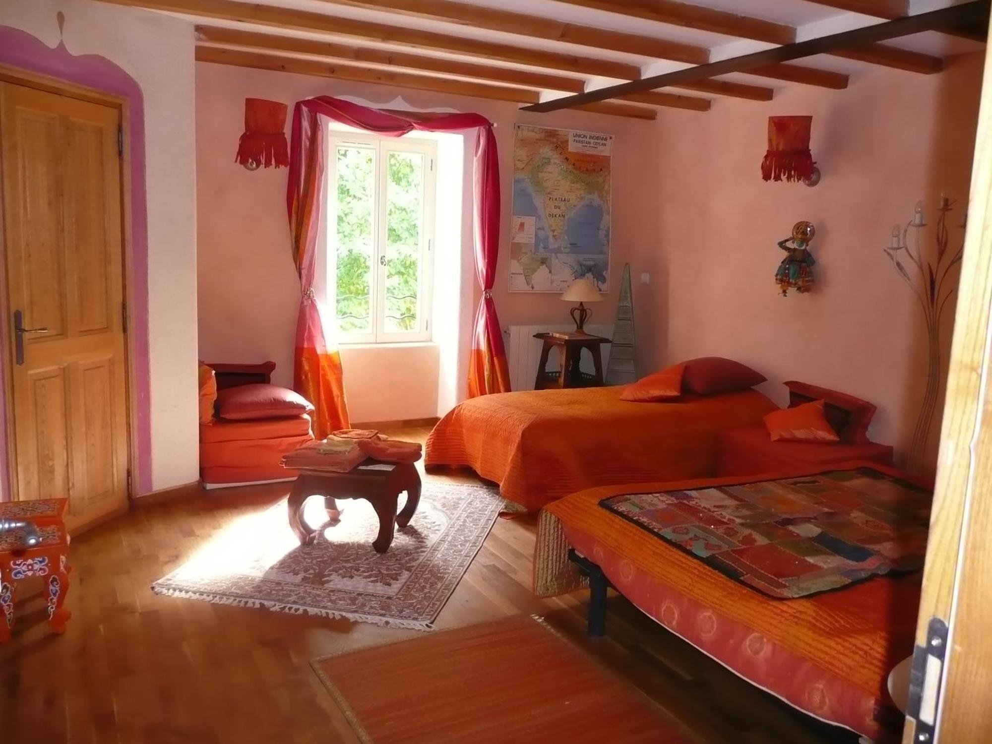 La Source, Vegetarian Guest House Chabeuil Екстериор снимка