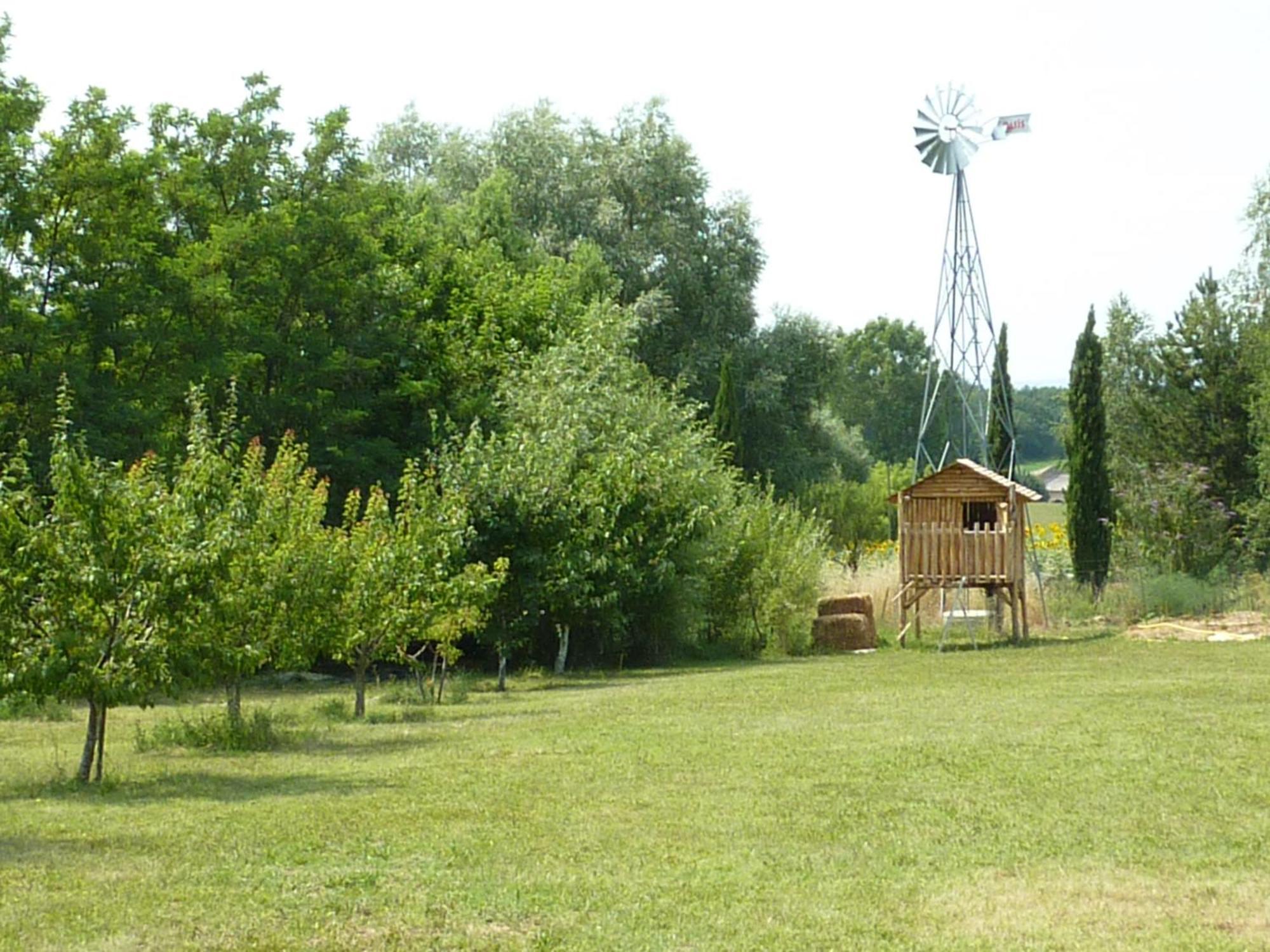 La Source, Vegetarian Guest House Chabeuil Екстериор снимка