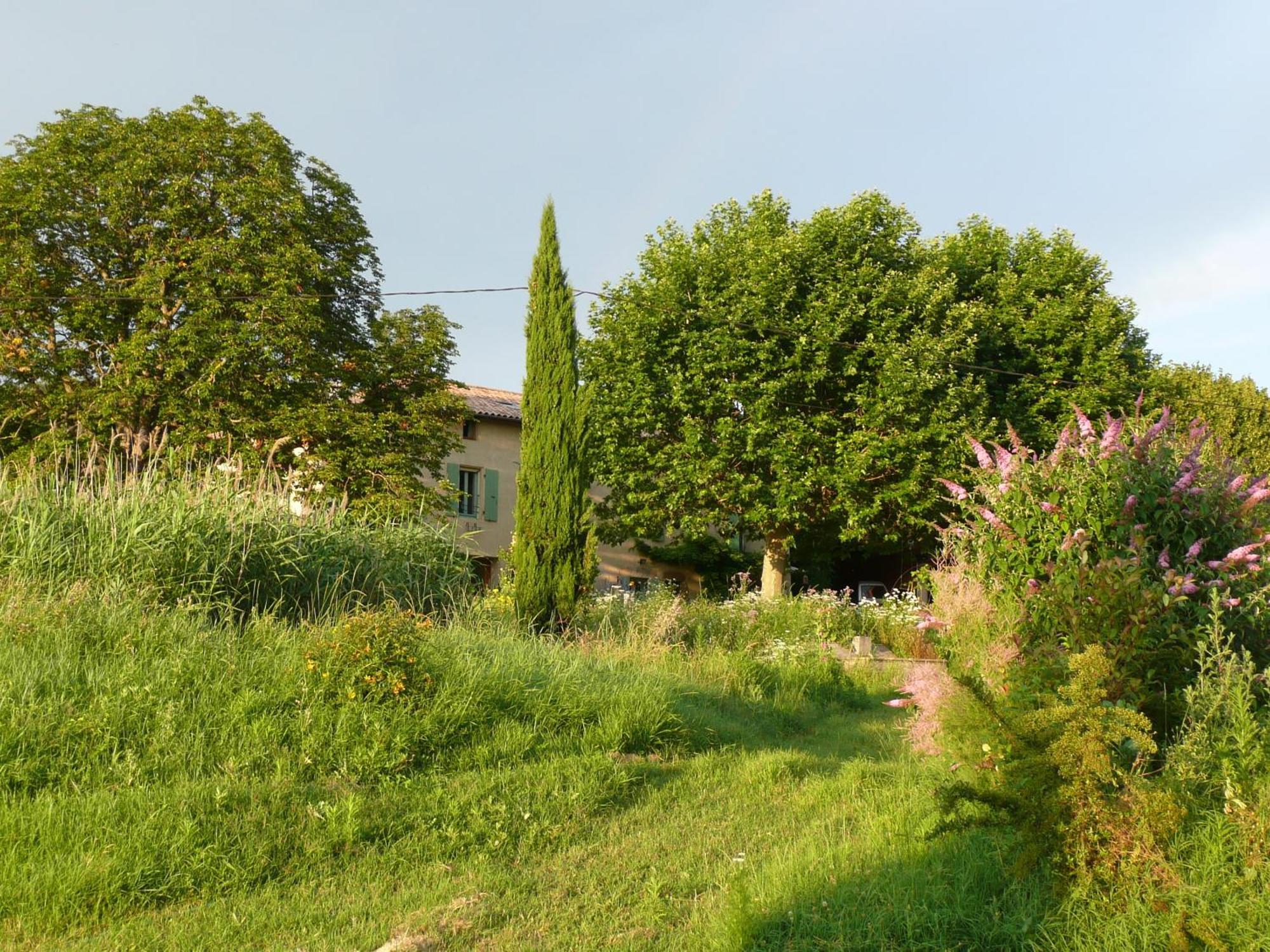 La Source, Vegetarian Guest House Chabeuil Екстериор снимка